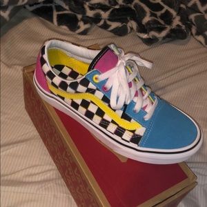Crazy check vans
